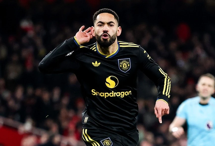 Man UTD thắng không tưởng ngay trên sân nhà của Arsenal