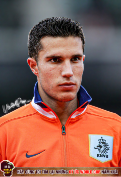 Robin van Persie: Lưng chừng của số phận